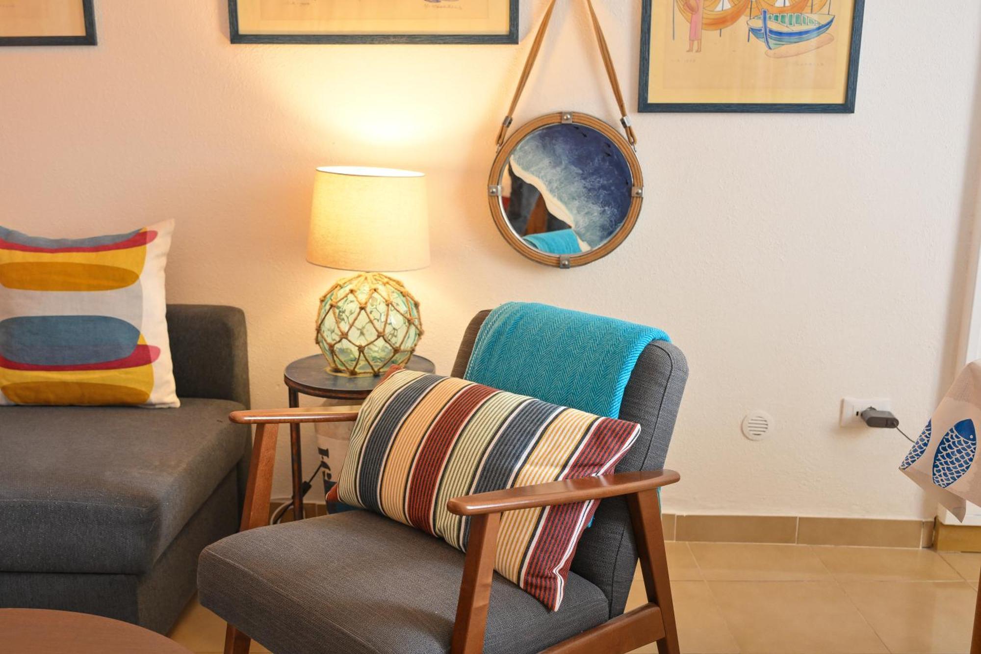 Beach House Isquia Exterior foto