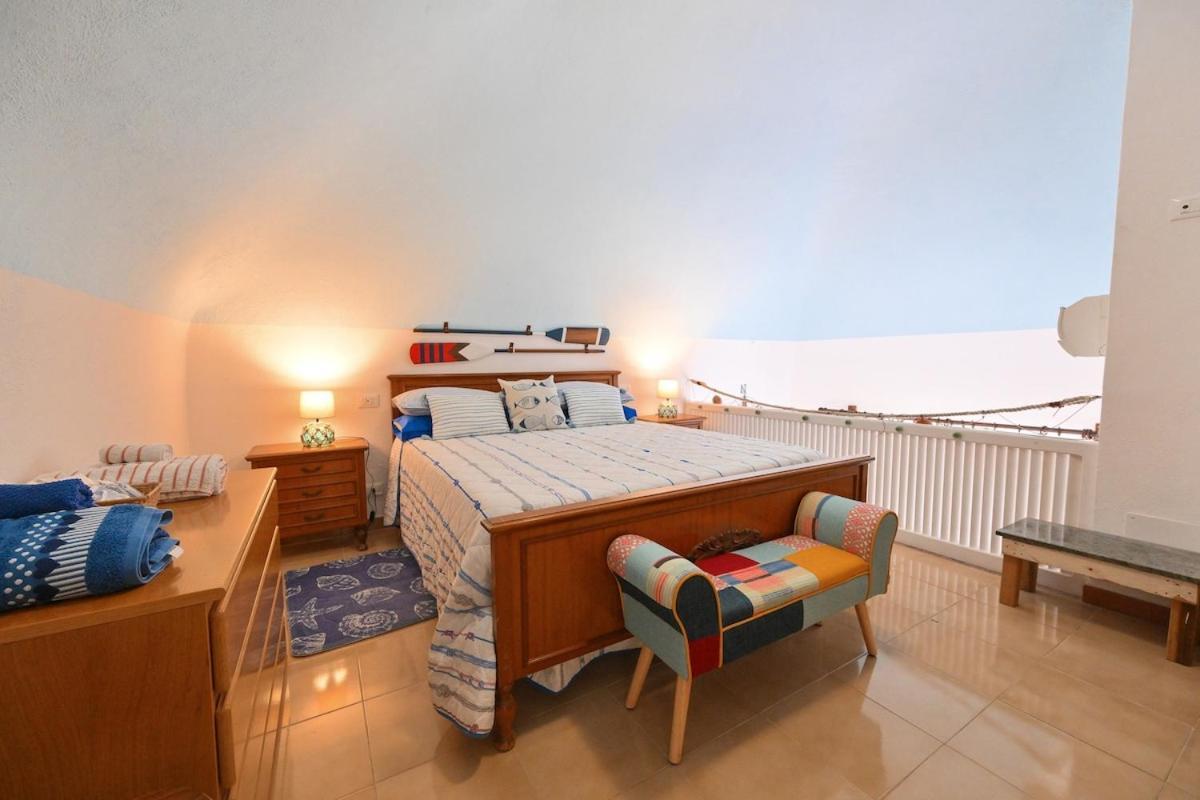 Beach House Isquia Exterior foto