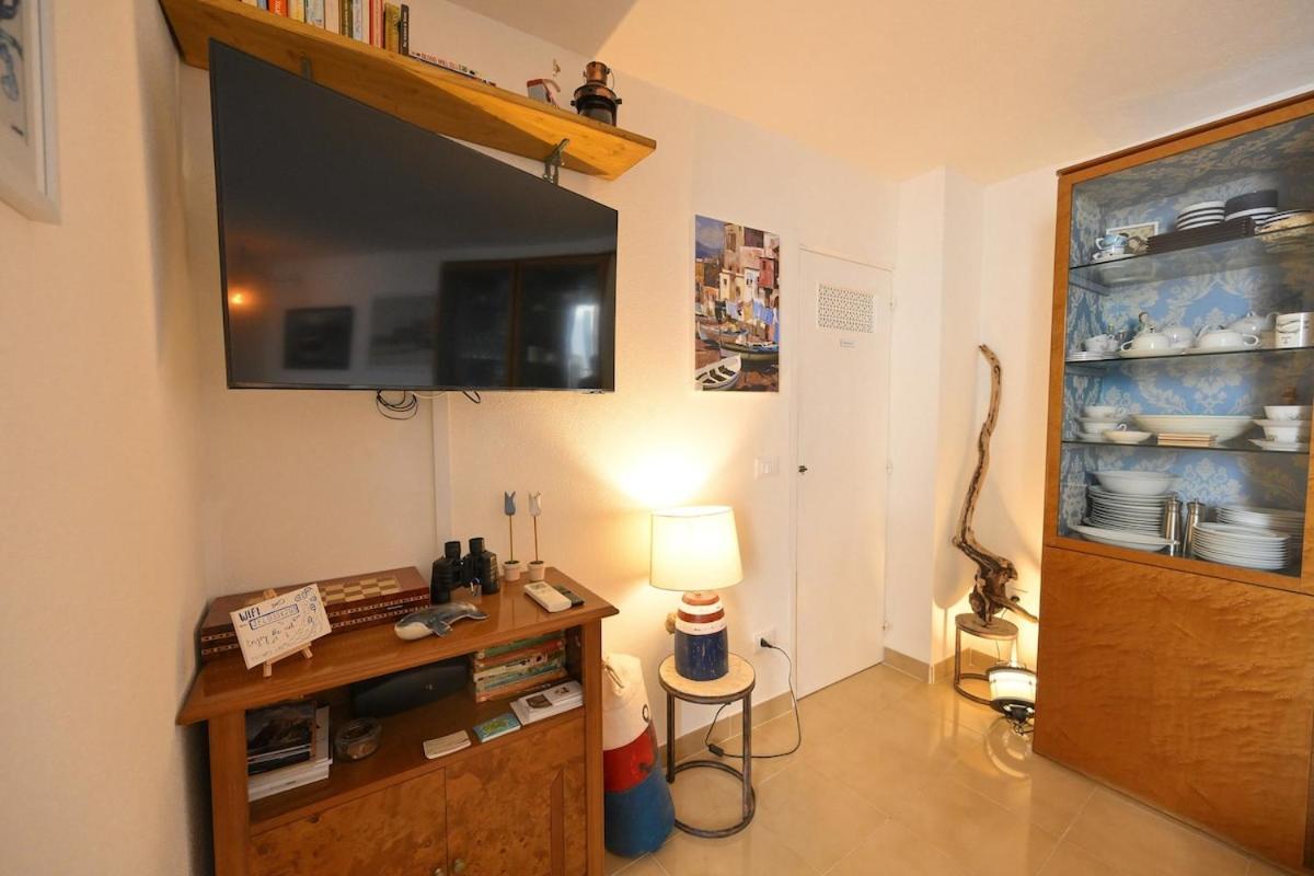 Beach House Isquia Exterior foto